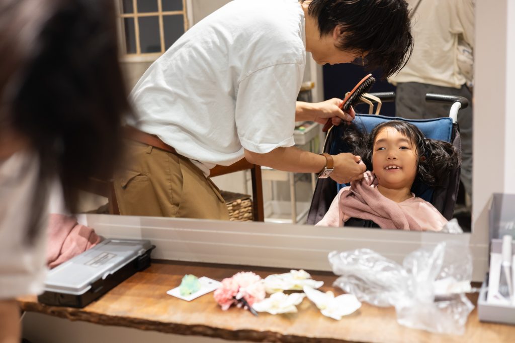 ヘアメイクでファッションショーのモデルさんに変身